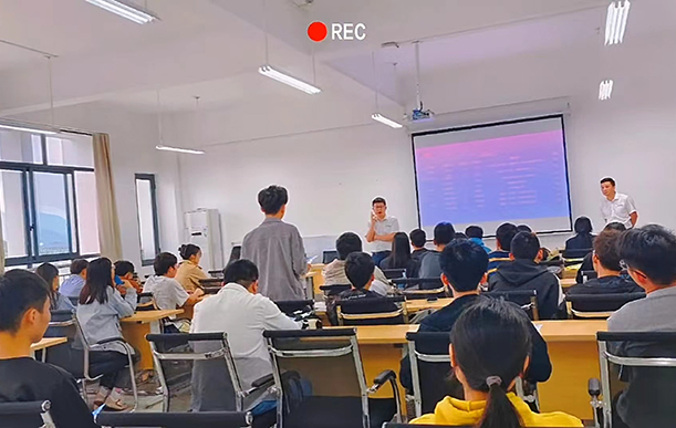 校企合作，提供就業(yè)崗位